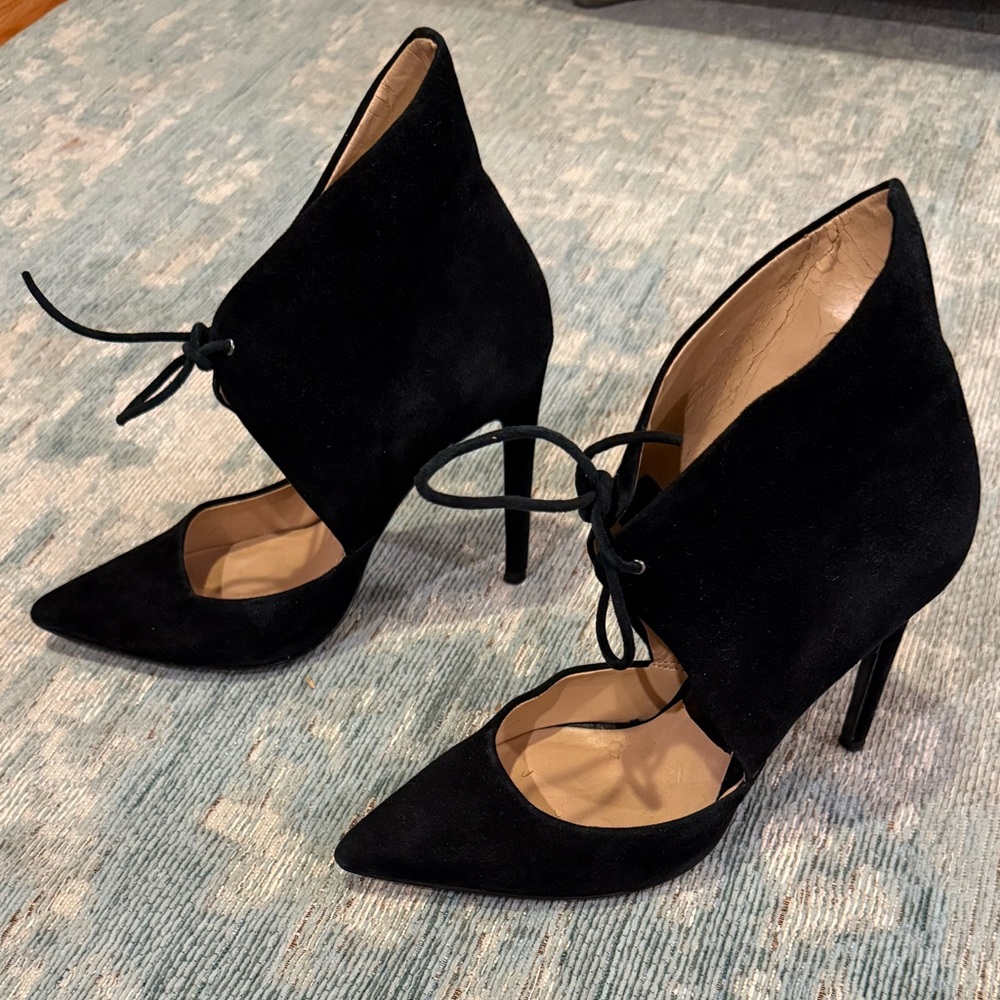 GUC - Zara black high heels size US 8 or EU 39